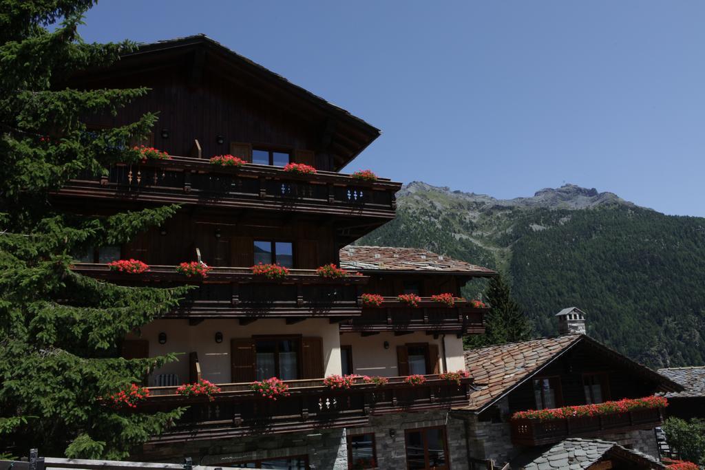 Hotel Petit Prince Antagnod Exterior foto